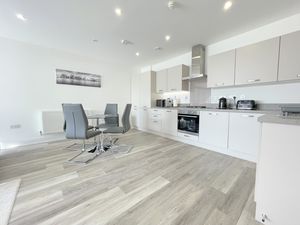 James House- click for photo gallery